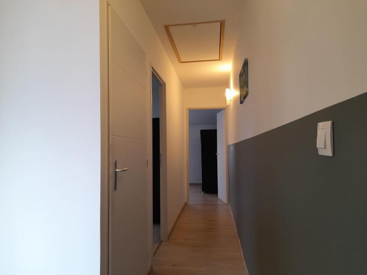 Logement De 100M2 Avec Terrasse Wardrecques Luaran gambar